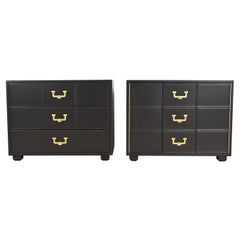 Henredon Mid-Century Hollywood Regency Black Lacquered Campaign Bedside Chests