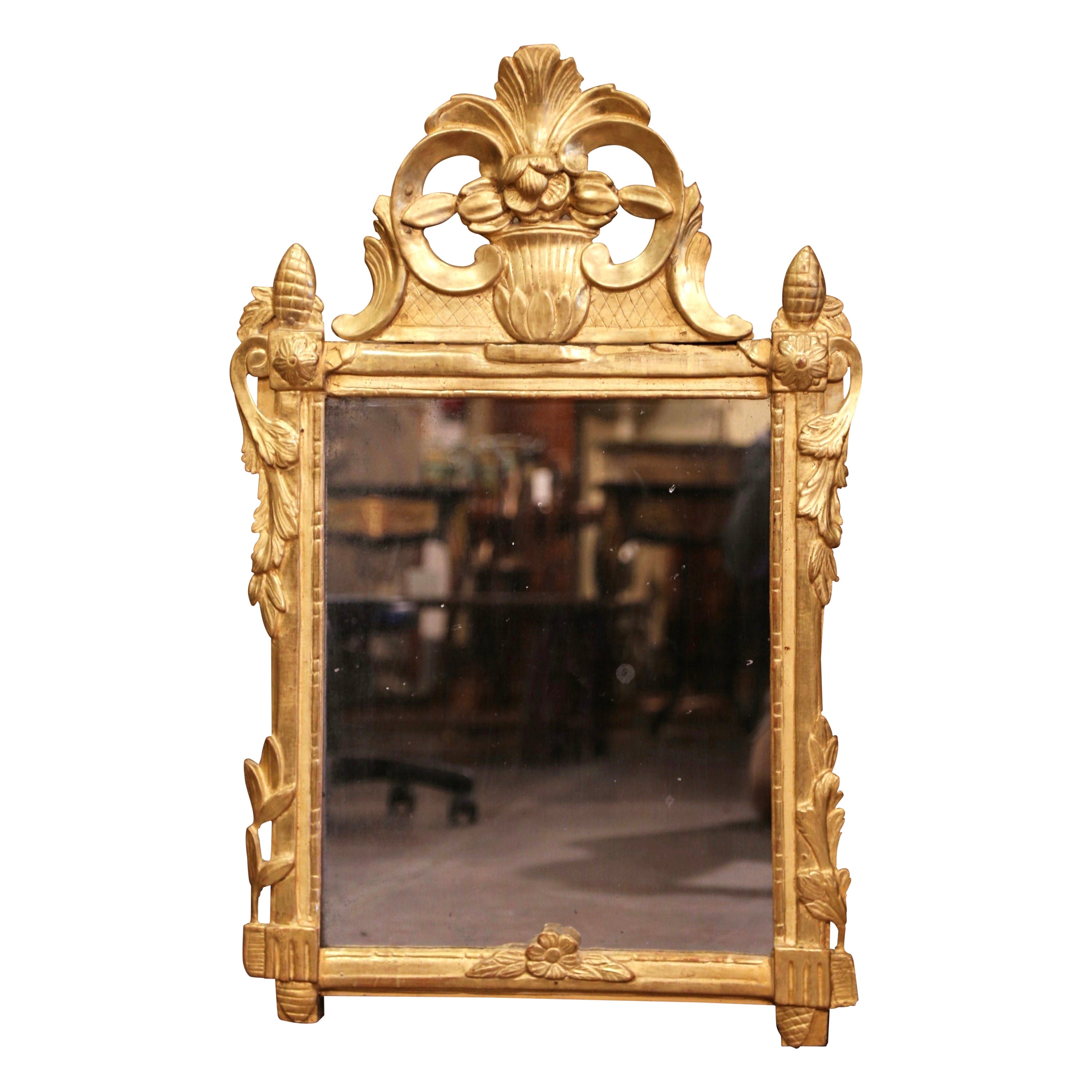 18th Century French Regence Carved Giltwood Wall Mirror from Provence