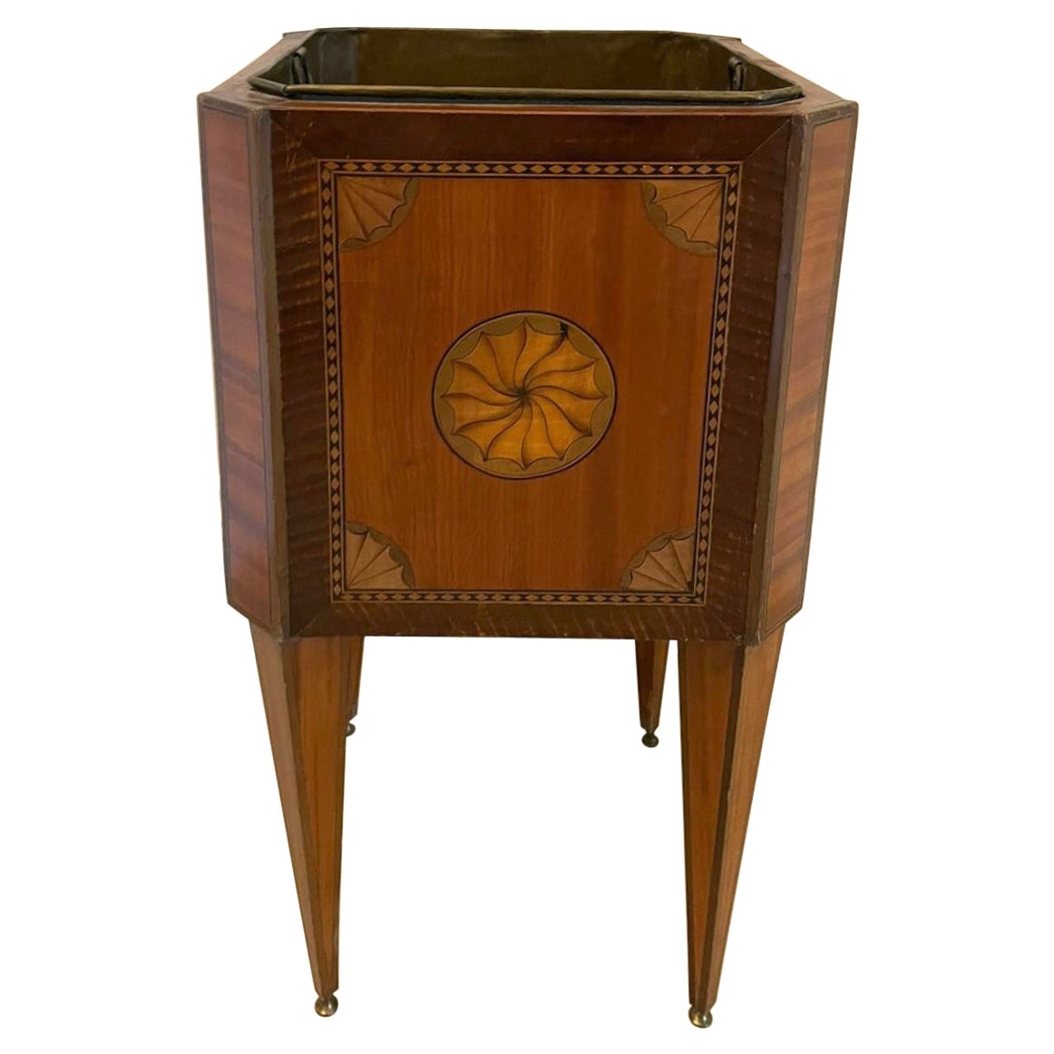 Antique George III Quality Satinwood Inlaid Freestanding Champagne/Wine Cooler For Sale