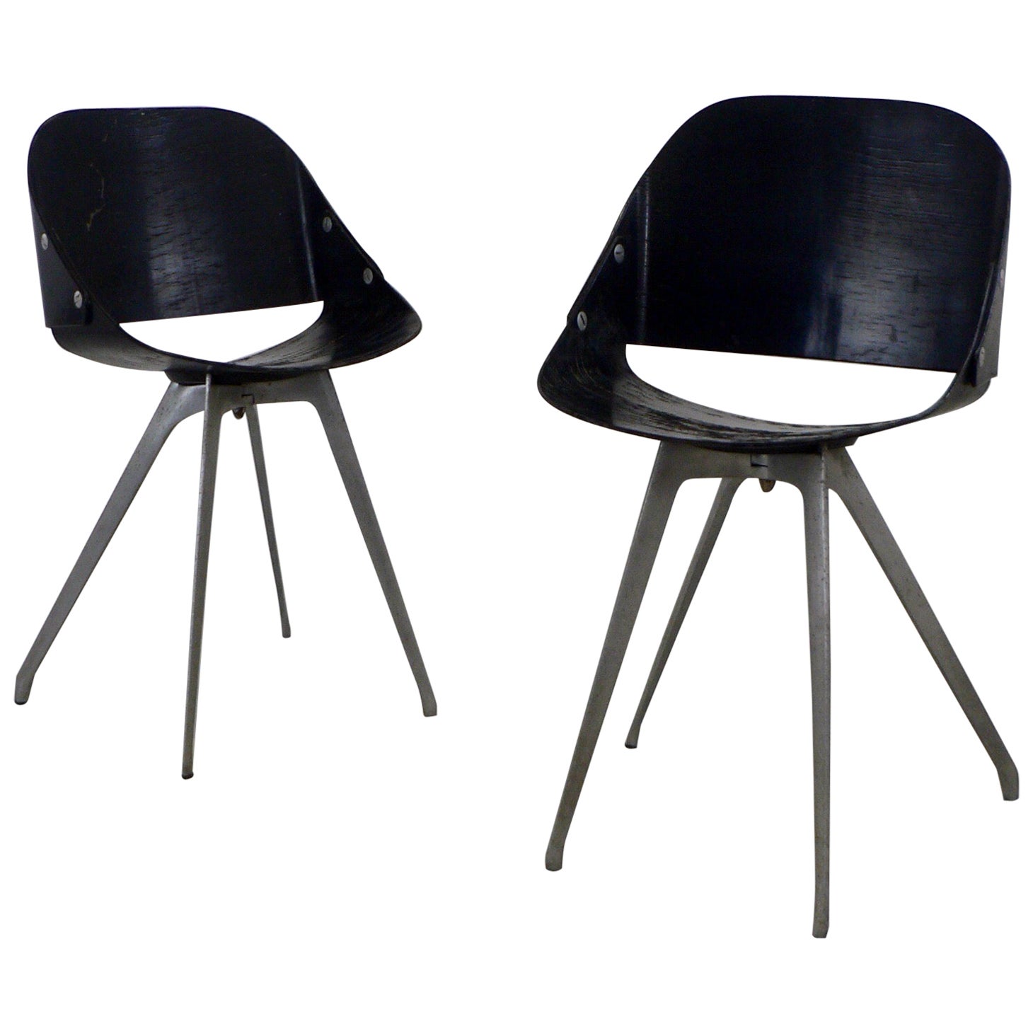 Roger Tallon "Wimpy" chairs, set of 2 - Sentou. For Sale