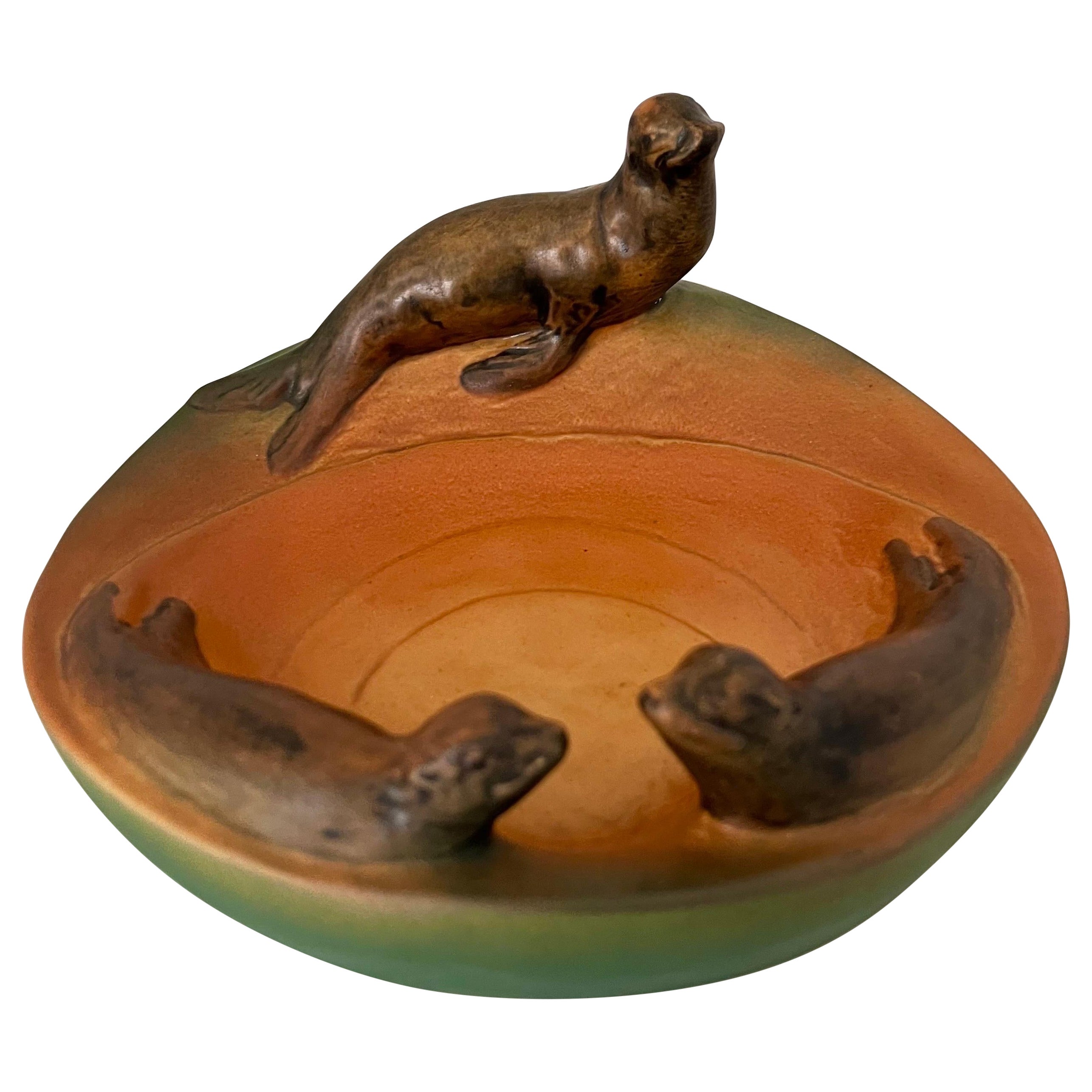 Ciotola danese Art Nouveau con leoni marini di P. Ipsens Enke, 1910/1920 in vendita