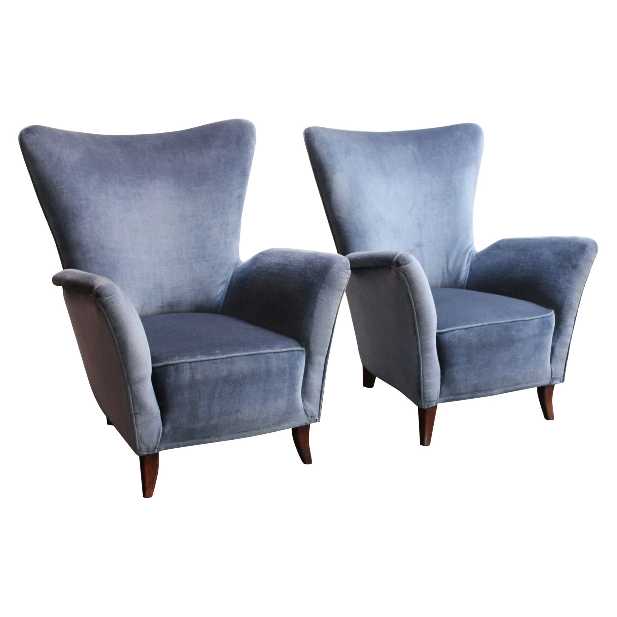 Pair of Mid-Century Italian Modern Blue Velvet Sculptural Wingback Lounge Chairs For Sale
