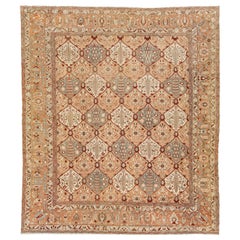 1920er Jahre Persisch Bakhtiari Pfirsich Wolle Teppich Handgefertigt mit Allover Geometrische Muster