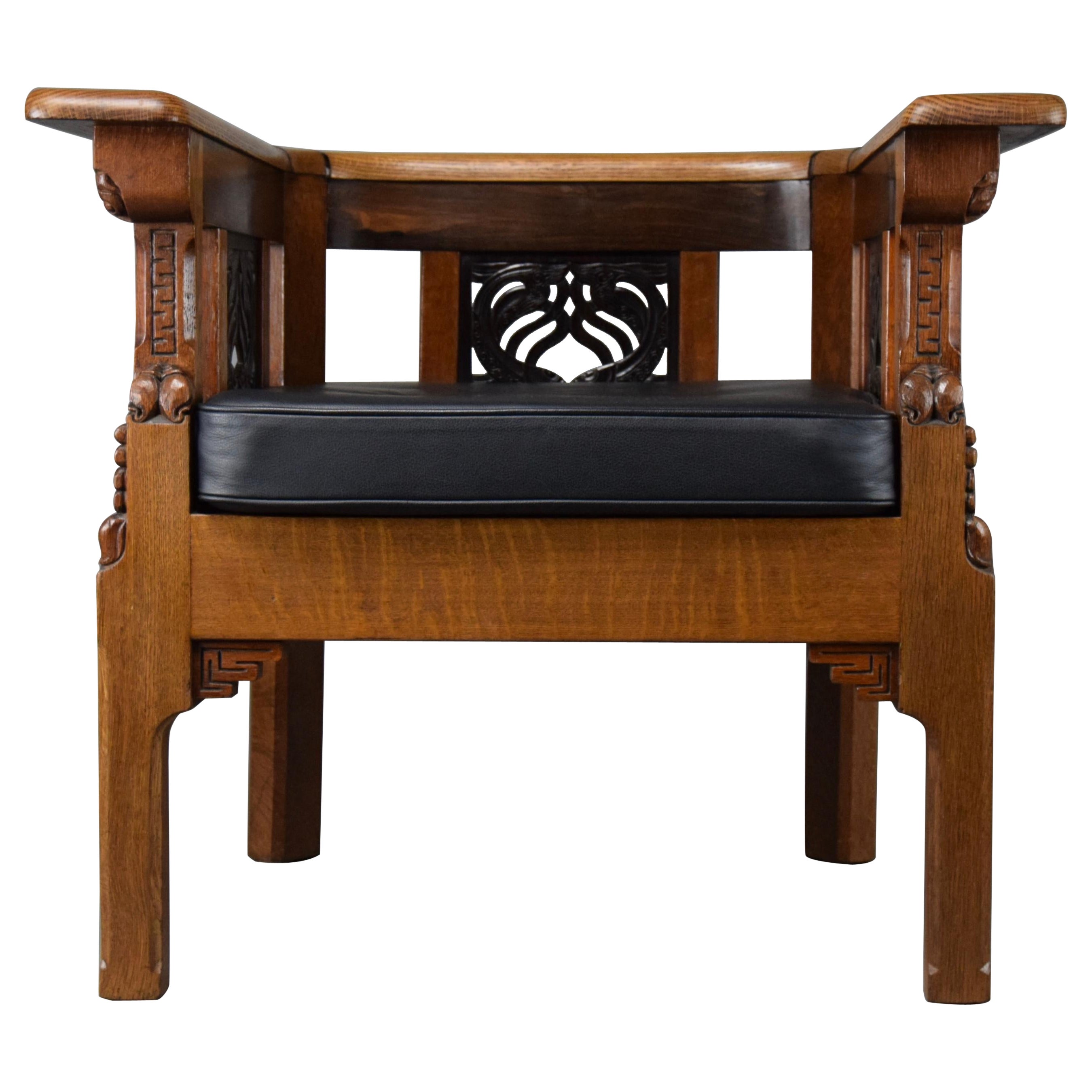 Einzigartiger Hand Made Art Deco Sessel von Lion Cachet im Angebot