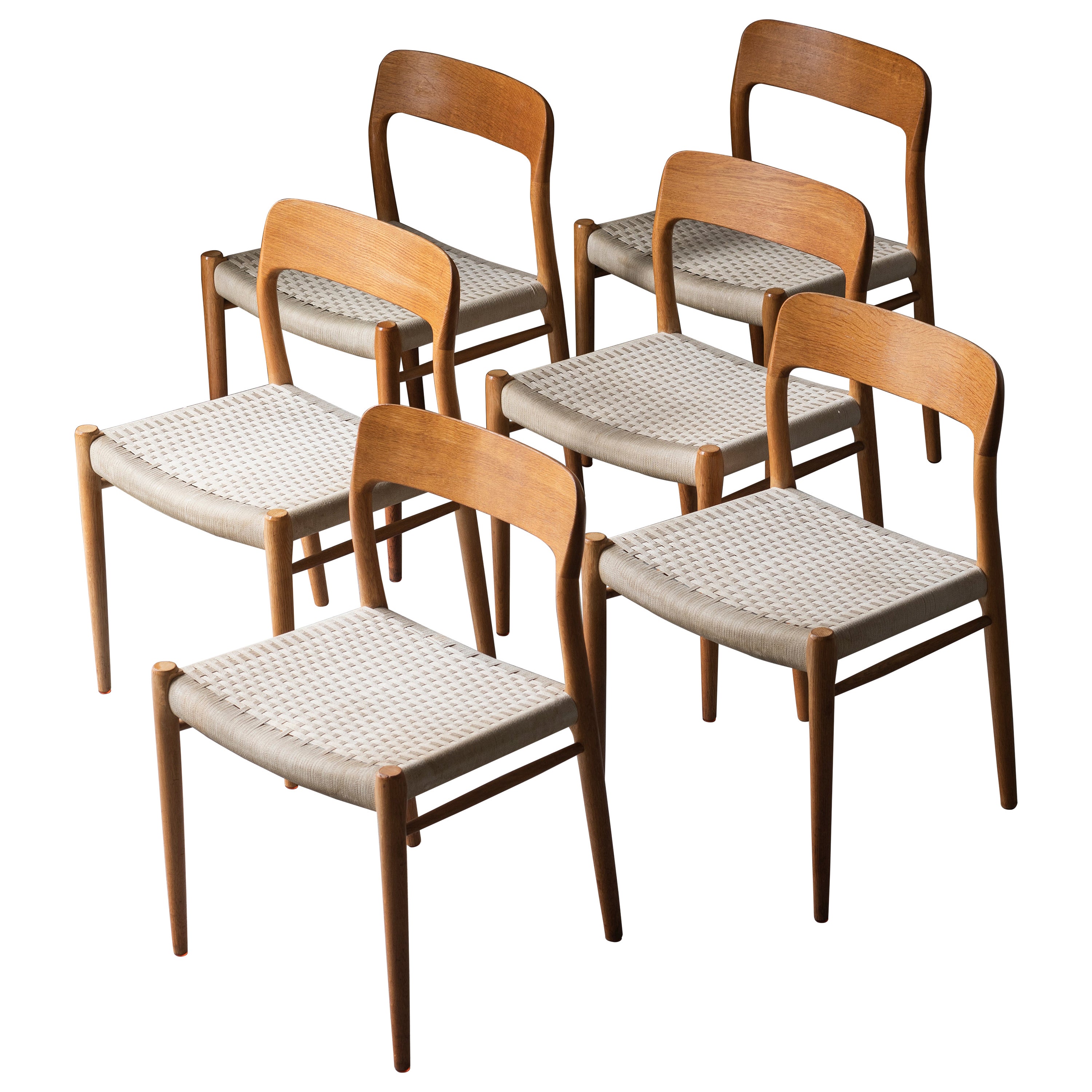 Set of 6 dining chairs ‘model 75’ in oak wood by Niels O. Møller for J.L. Møller