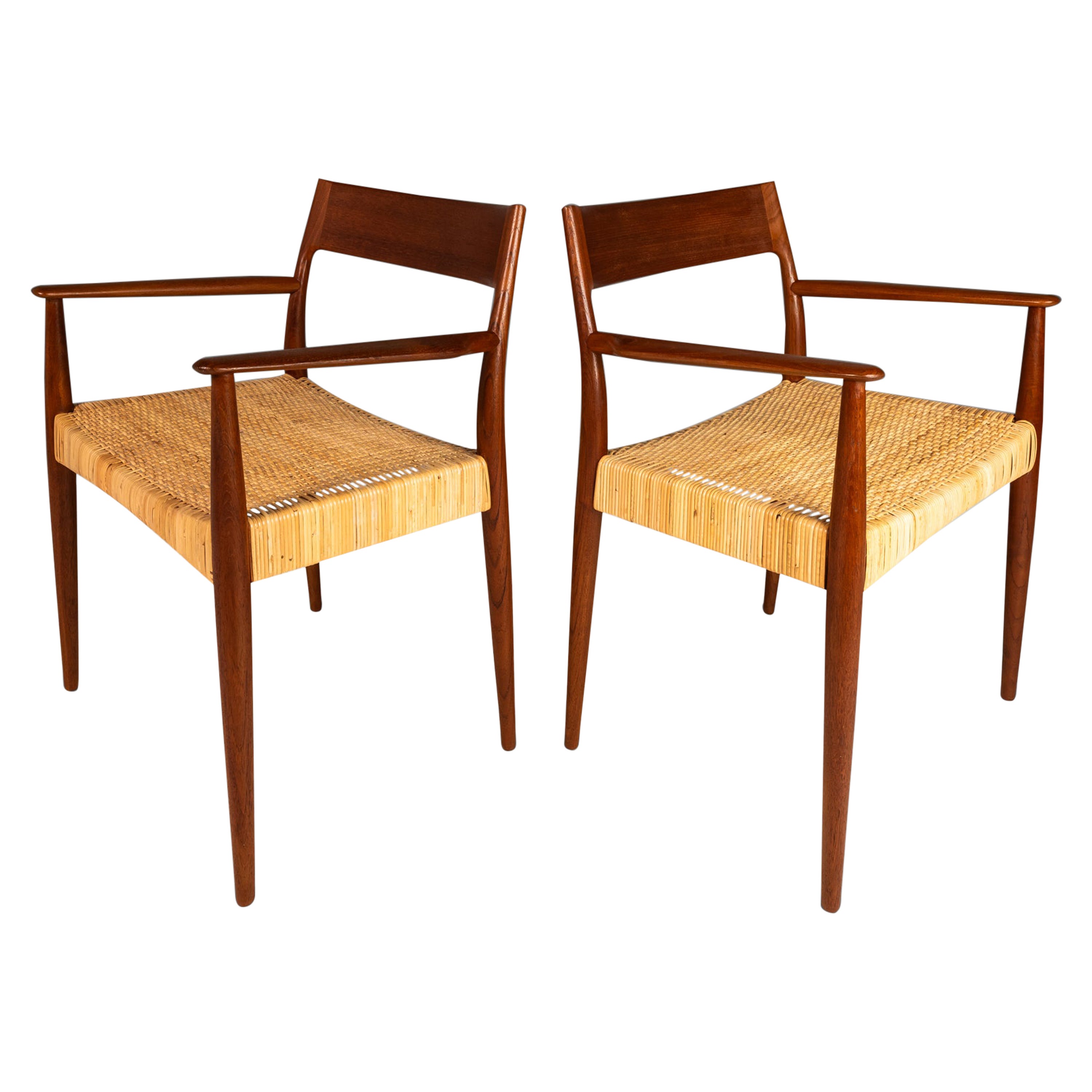 Set of 2 Danish Modern Arm Chairs by Enjar Larsen & Bender Madsen for Willy Beck For Sale