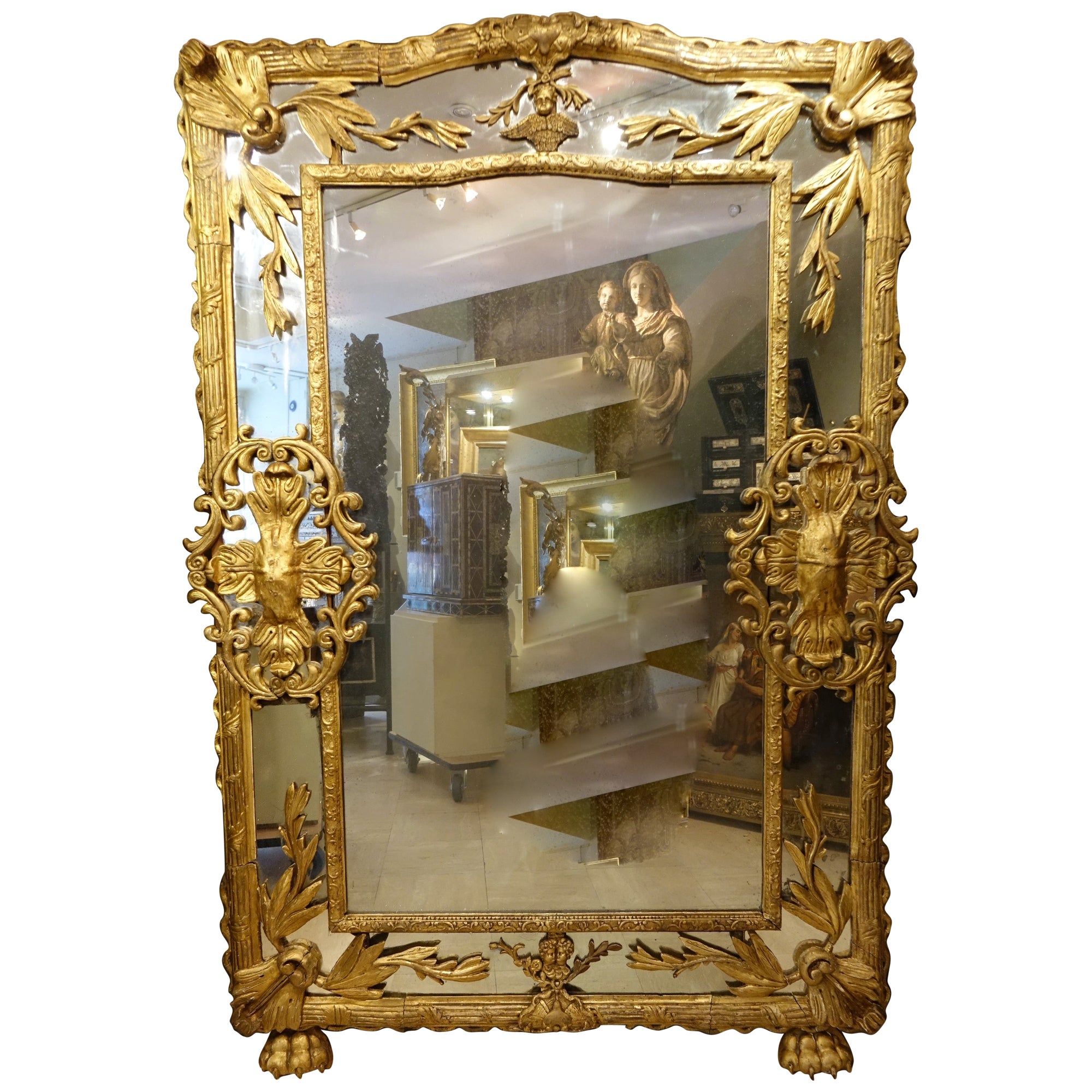 Großer Spiegel aus vergoldetem Holz, Italien, 18. im Angebot