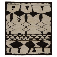 Rug & Kilim's Marokkanischer Teppich in sattem Brown mit geometrischen Mustern