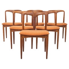 Retro Set of 6 dining chairs by Johannes Andersen for Uldum Møbelfabrik in Denmark 196