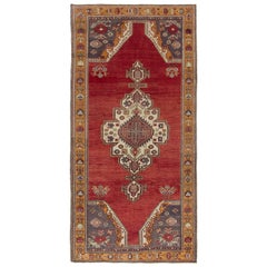 Handgefertigter türkischer Vintage-Teppich in Rot, Indigo und Marigold, 6x12 m, Unikat