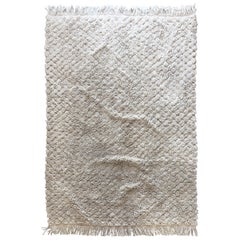 Tapis berbère des années 1980 blanc cassé minimaliste en forme de diamant 200 cm x 136 cm