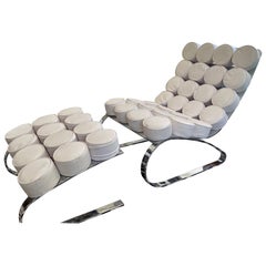 Fauteuil de salon marshmellow vintage avec pouf 