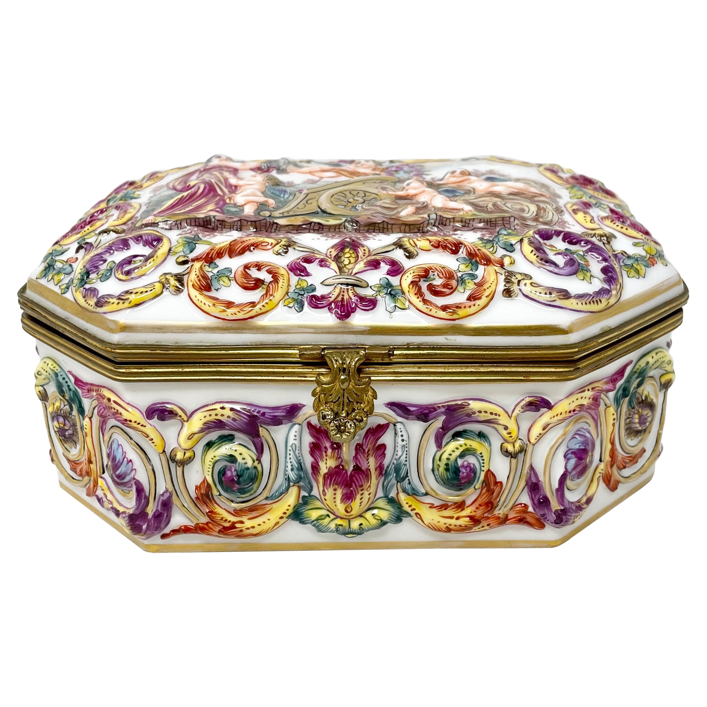 Antiguo joyero italiano de porcelana pintado a mano Capo Di Monte, circa 1900