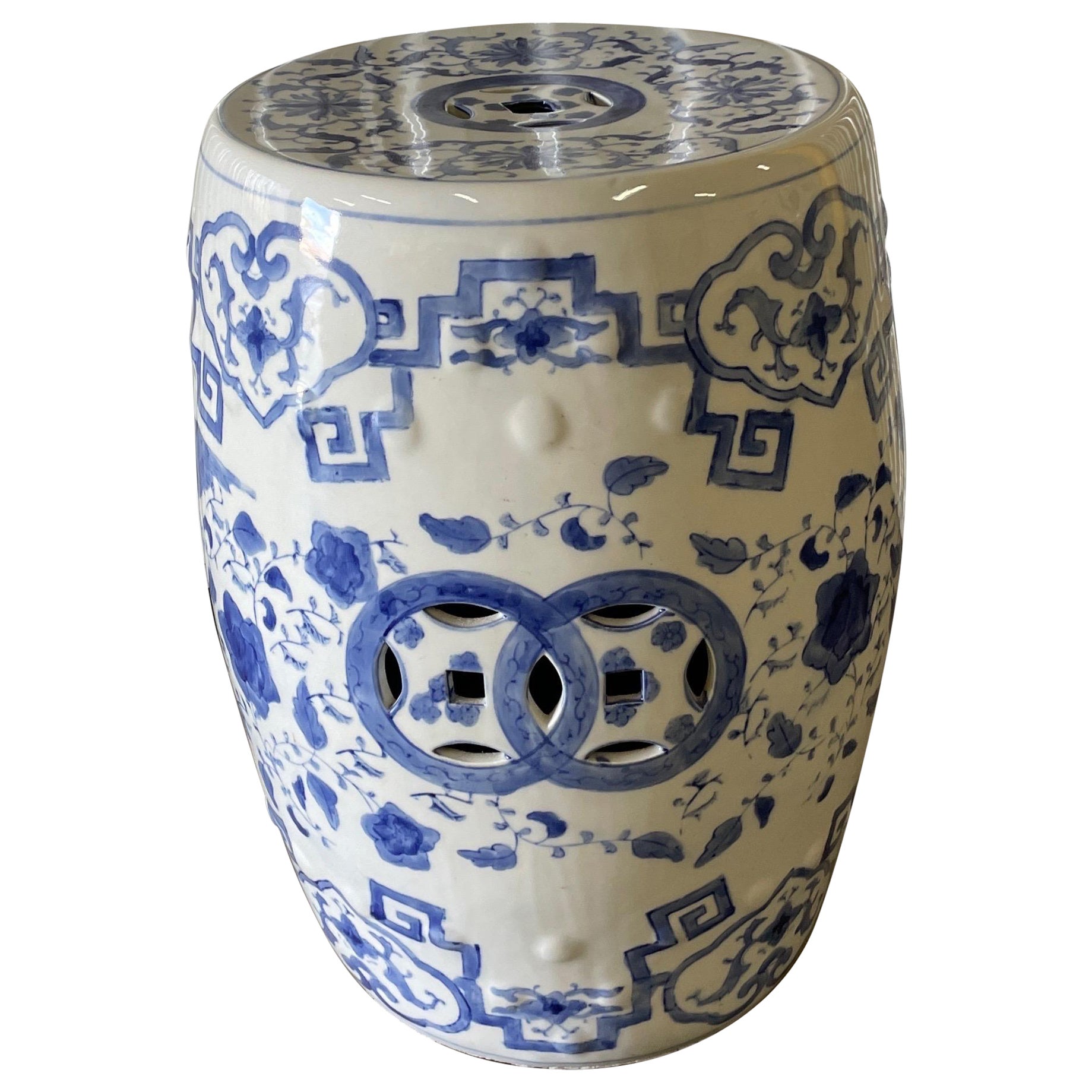 Vintage Blue & White Chinese Garden Seat For Sale