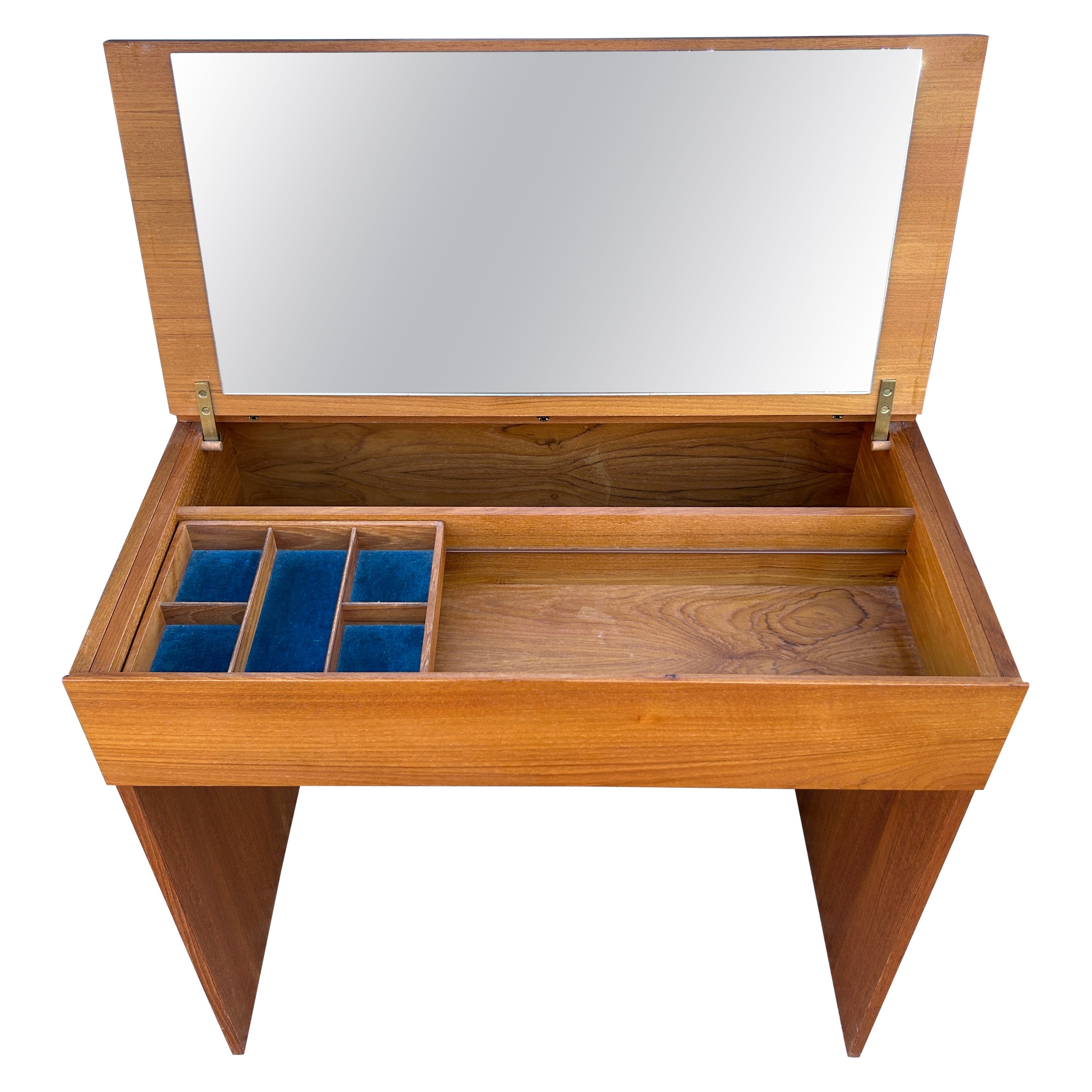 Mid Century Danish Modern Teak make up Vanity jewelry box by Arne Wahl Iversen For Sale