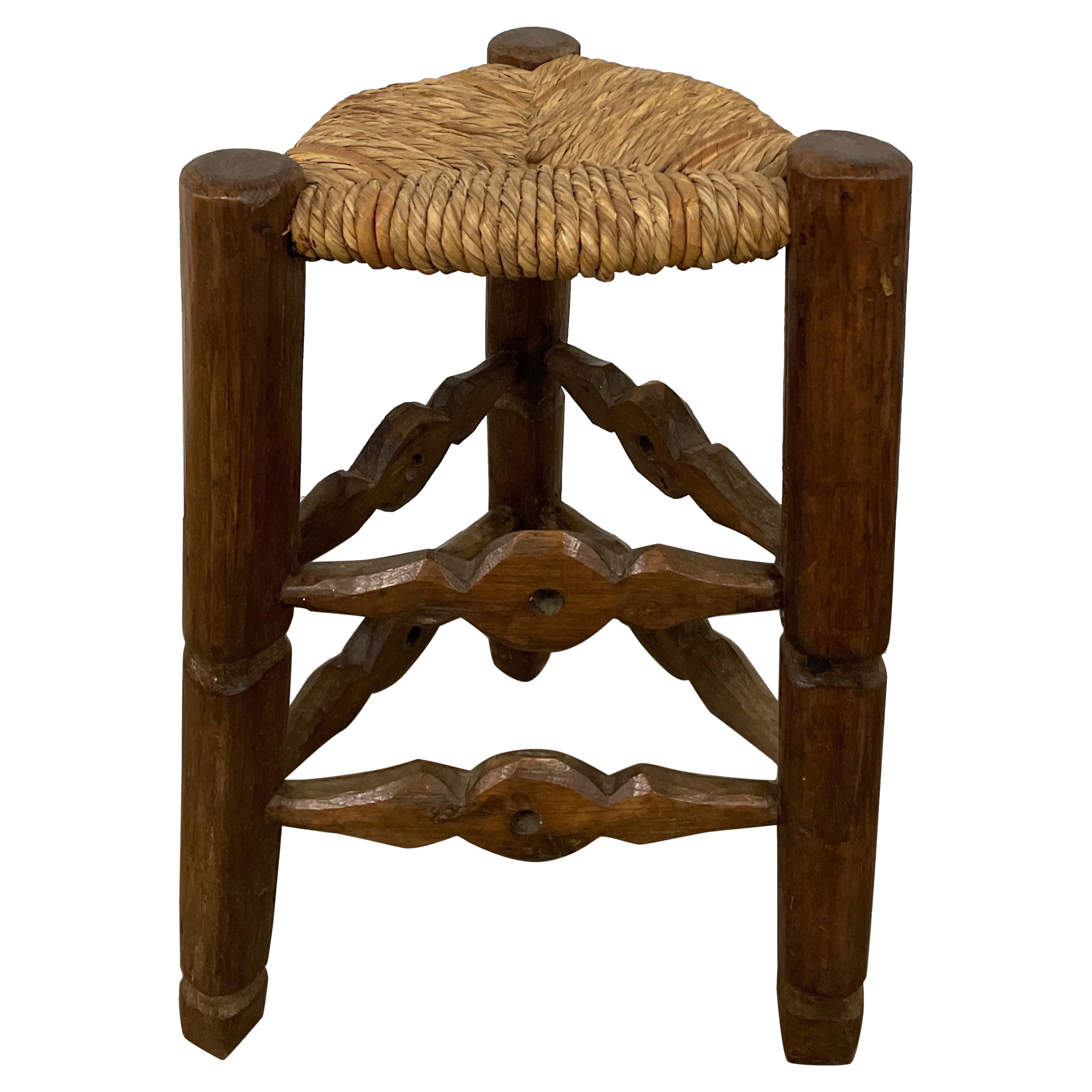 Tabouret tripode français ancien avec assise en jonc