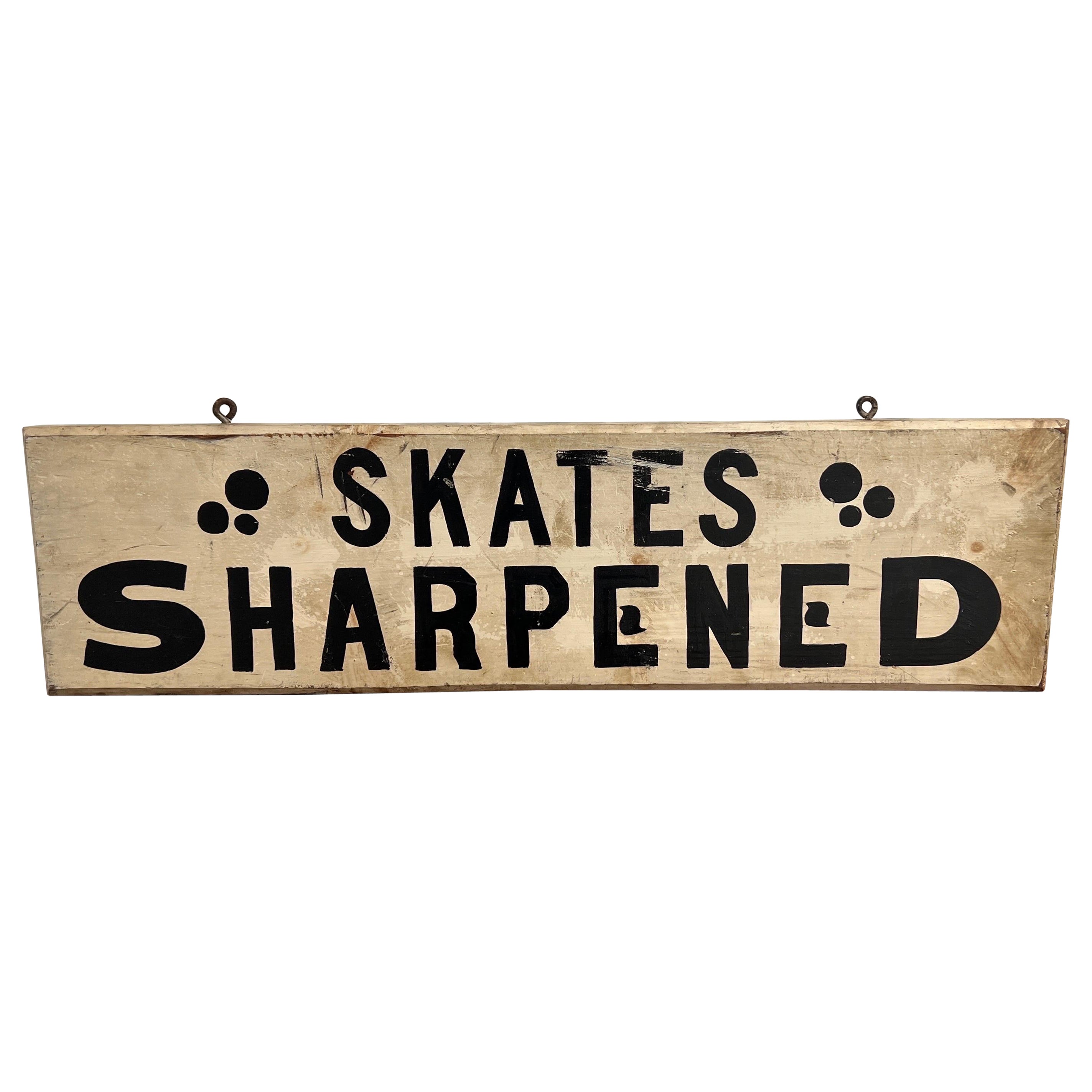 Antikes doppelseitiges handbemaltes, handbemaltes Handelsschild „Skates Sharpened“ um 1900