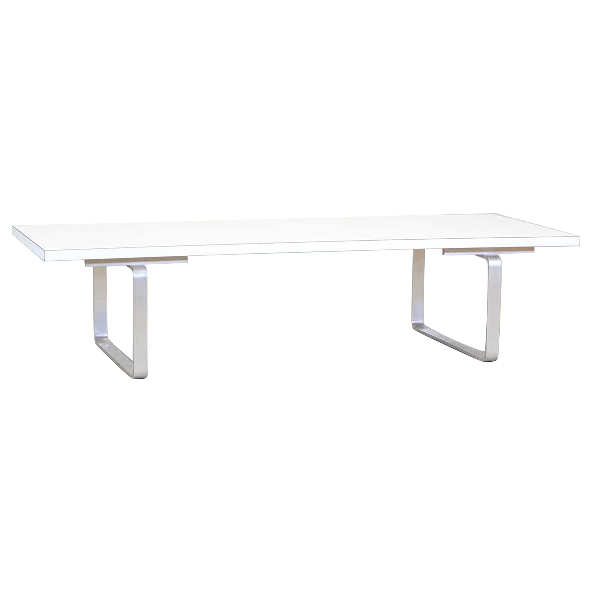 Table basse moderniste MCM avec plateau en formica blanc et acier par William Plunkett, années 60 en vente