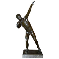 Alois Mayer Bronze-Skulptur „Schuhputz“
