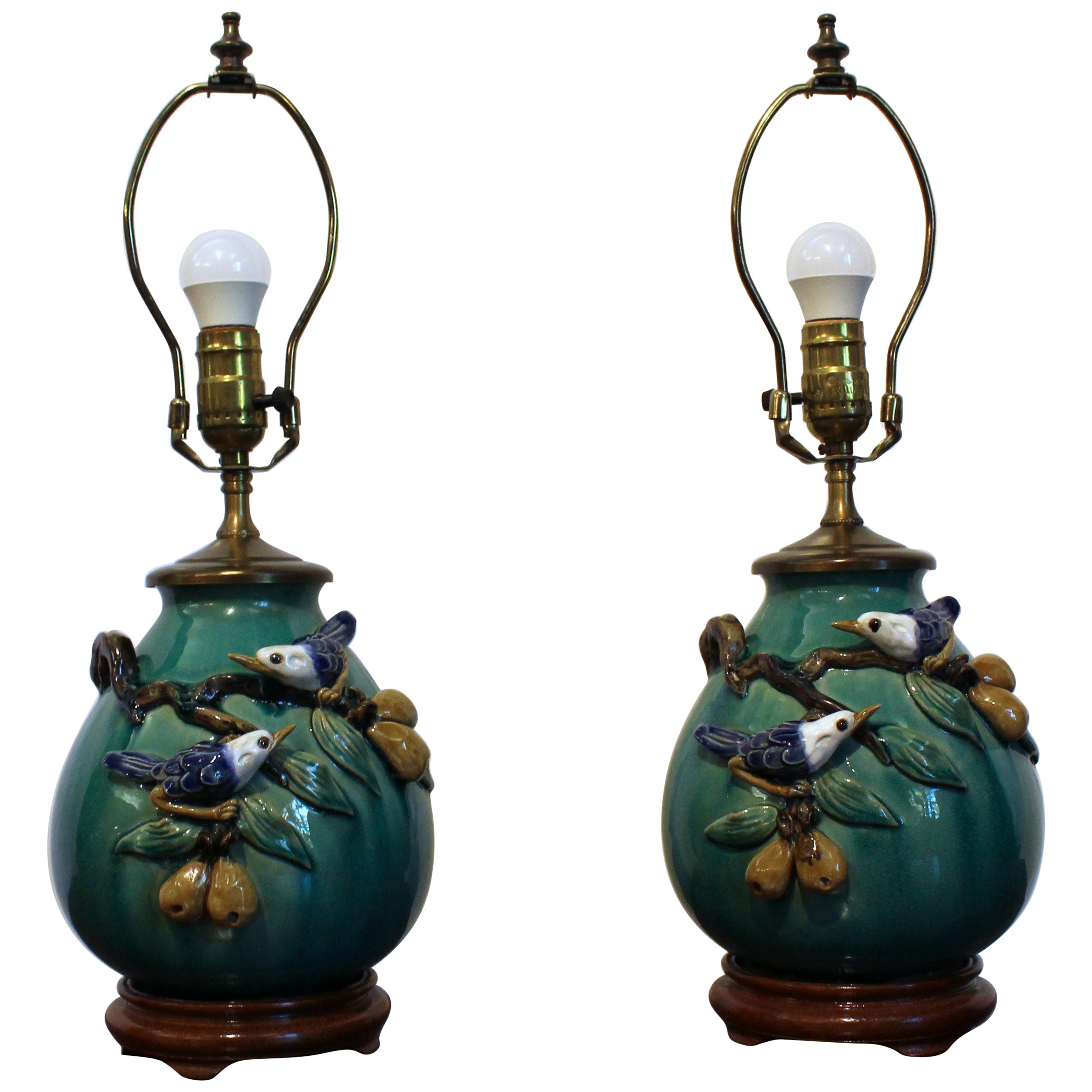 Mid-20th Century Pair of Chinese Porcelain Lamps