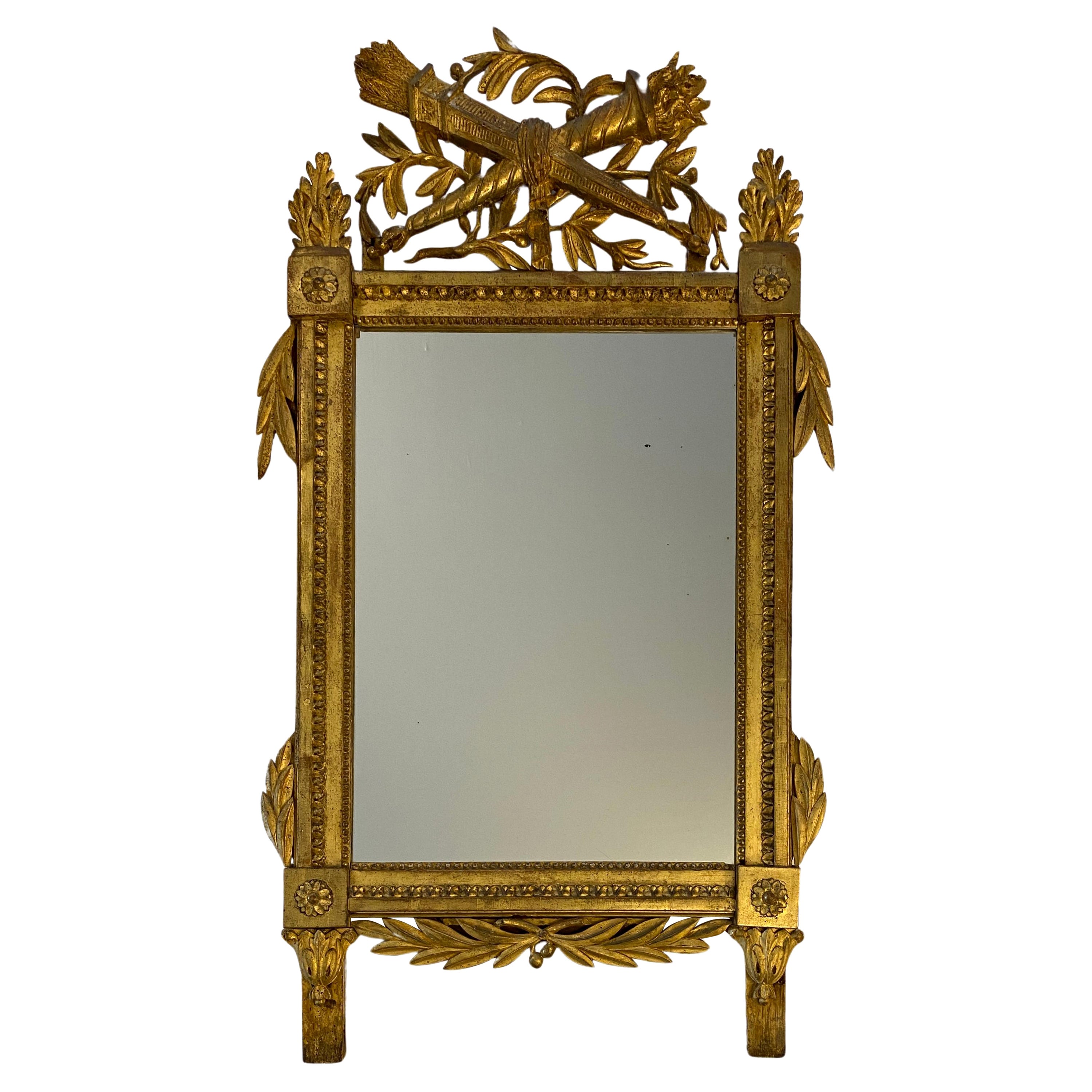 Miroir mural français de style Louis XVI en bois doré