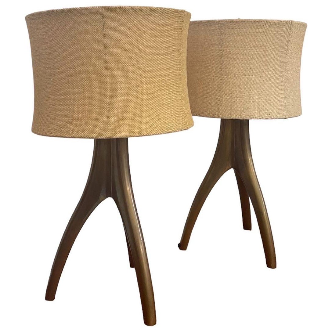 Lampes de table inspirées de la modernité du milieu du siècle . Ensemble de 2 pièces