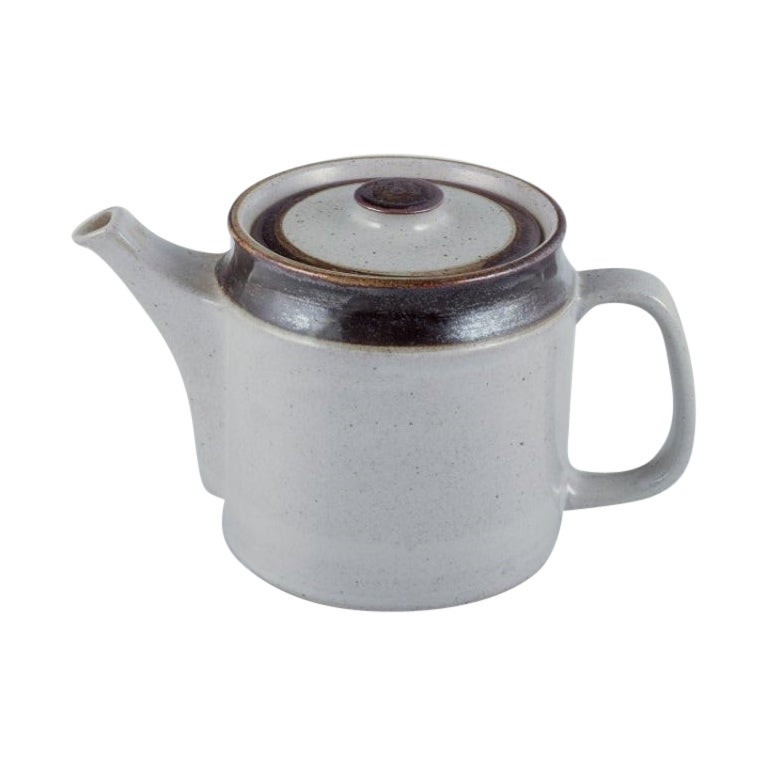 Knabstrup, Denmark. Stoneware teapot with gray and brown glaze tones.  For Sale