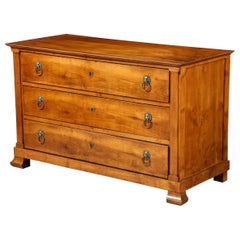 French Neoclassical Walnut Commode, France, circa 1790