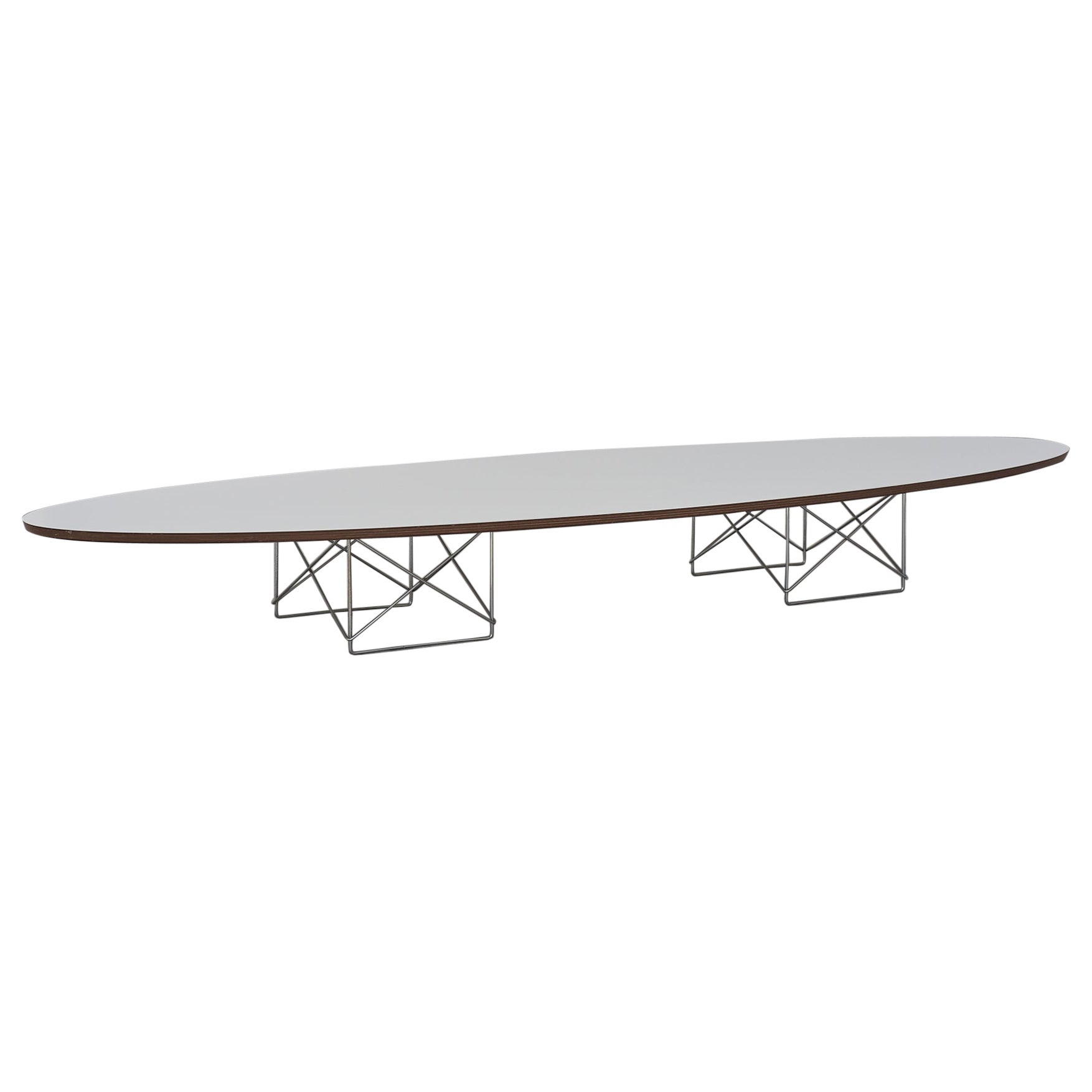 Herman Miller white ETR coffee table designed by Charles and Ray Eames For Sale