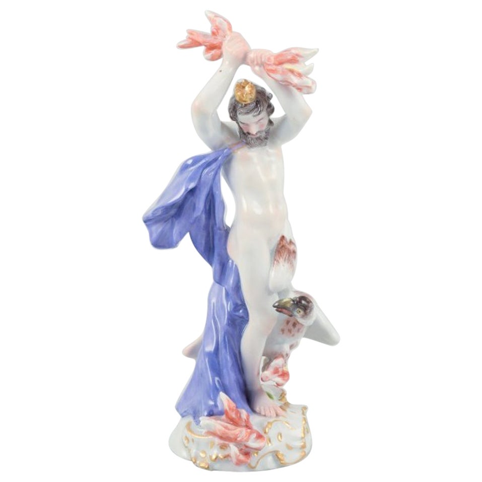 Meissen, Allemagne. Figurine de Prométhée en porcelaine peinte à la main.