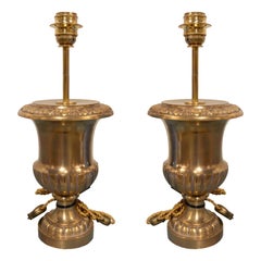 1970er Jahre Messing Paar Lampen in der Form einer klassischen Tasse. 