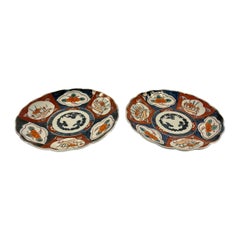 Paar antike japanische Imari-Teller in japanischer Qualität
