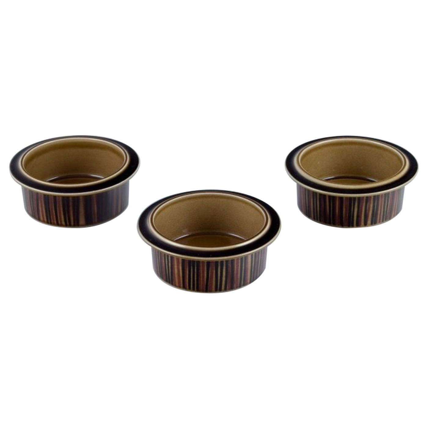 Gunvor Olin-Grönqvist for Arabia, "Cosmos" three bowls in stoneware. For Sale