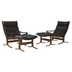 “Siesta” Armchairs with Ottomans by I. Relling, a Pair