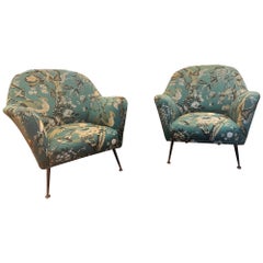 Pair of Italian 1950s armchairs in embroidered silk fabric 