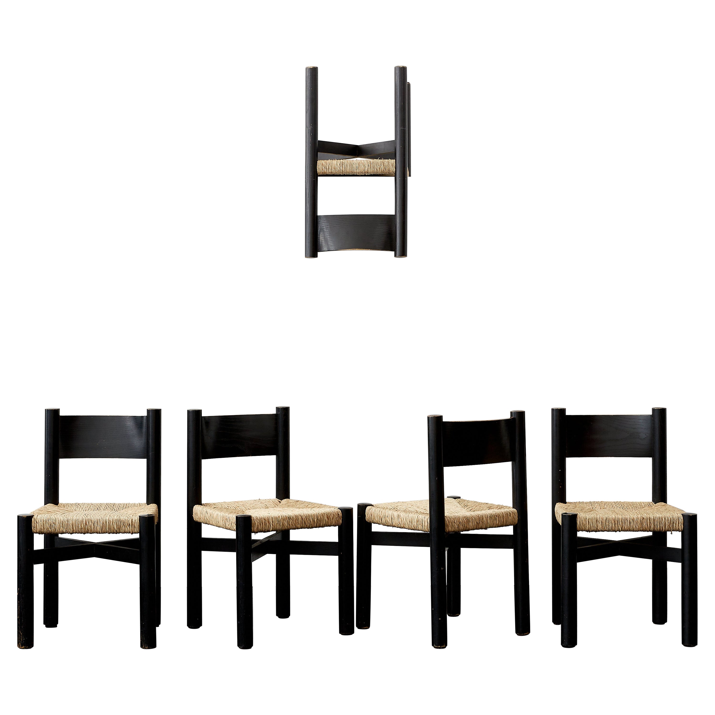Ensemble de six chaises noires Charlotte Perriand Meribel, originales des années 1960