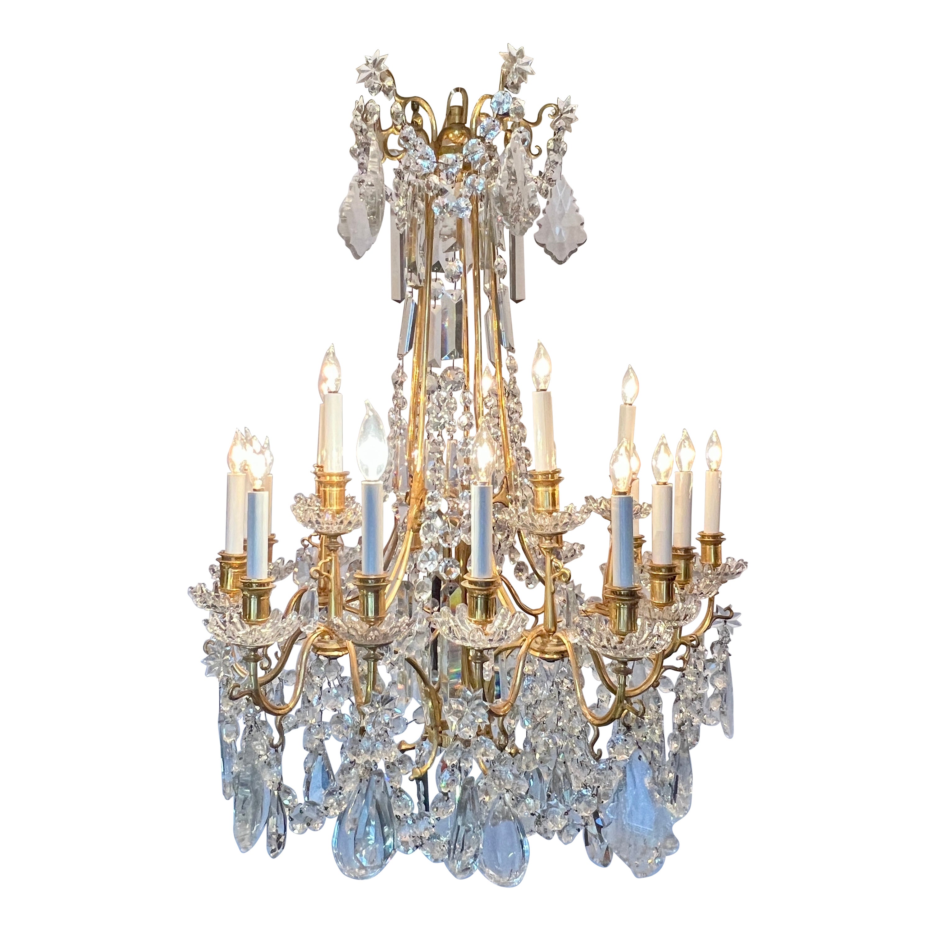 Antigua araña francesa de bronce dorado y cristal de Baccarat, circa 1880-1890