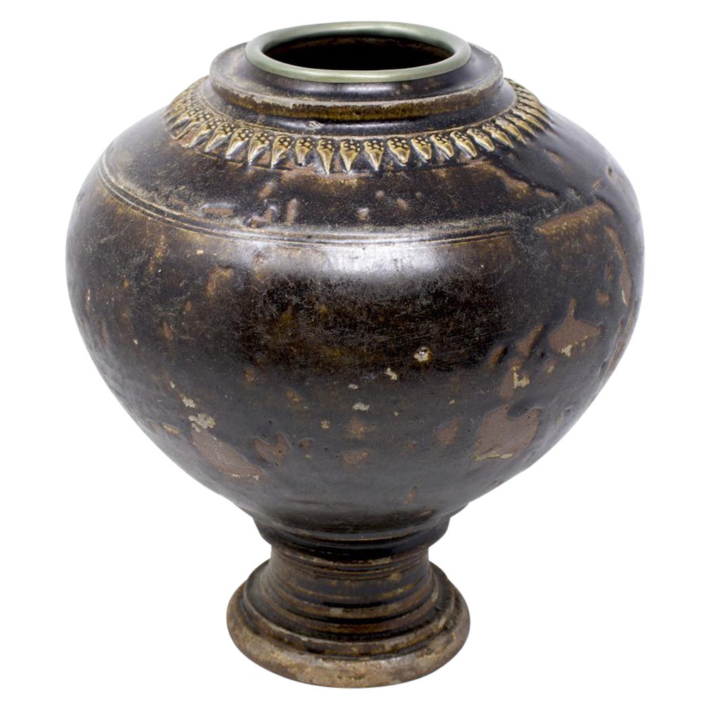 Khmer Pedestal Jar, 12th century For Sale