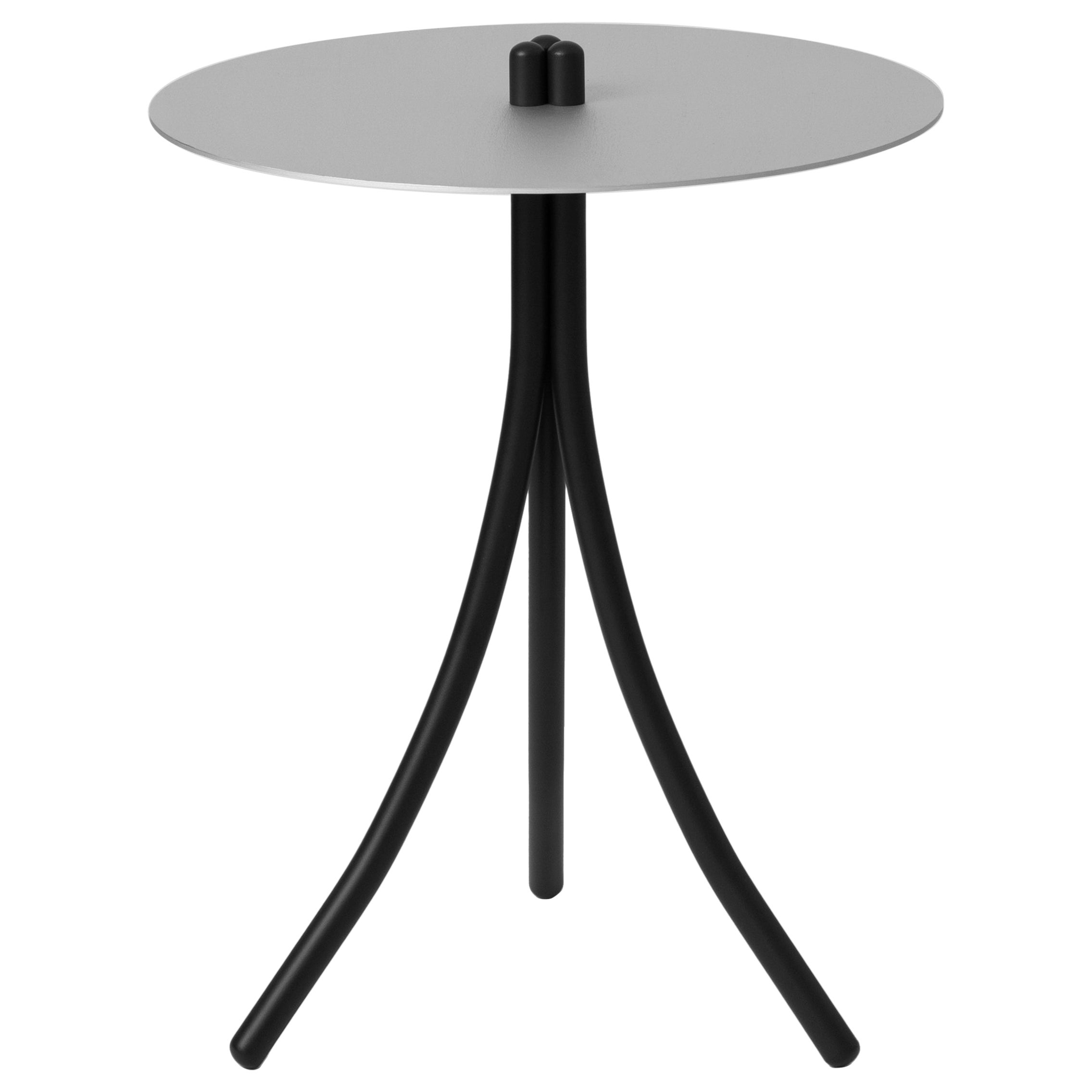 Contemporary Short Aluminum Side Table "ZEA" by Tótec For Sale