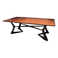 Table de salle à manger sculpturale des années 1950 Acajou et Sapele restauré