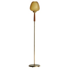 Schwedische Designerin, Stehlampe, Messing, Teakholz, Glas, Schweden, 1950er Jahre