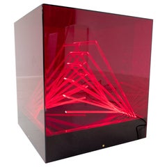 Lampe rouge "Cubo Di Teo" par James Rivière, Italie, années 1960