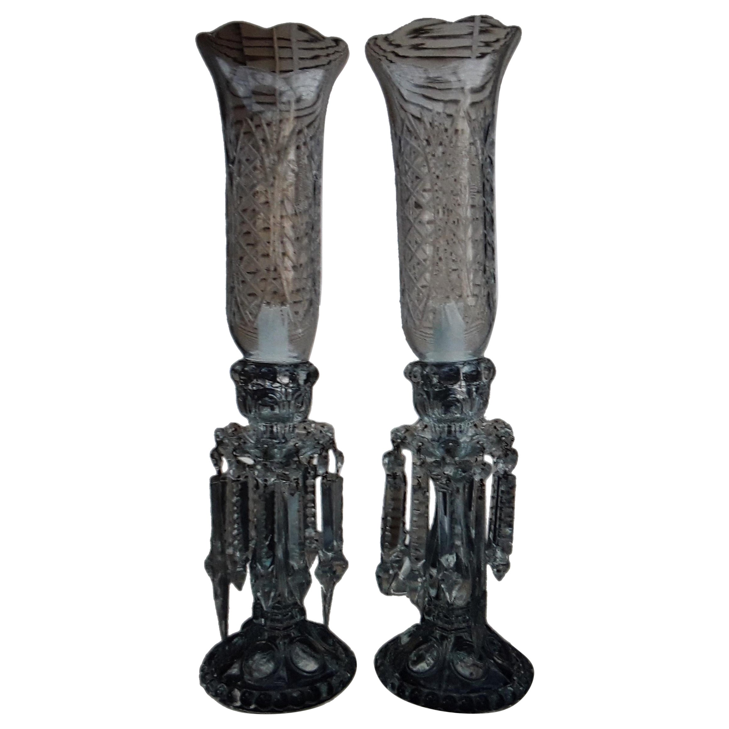 Anciennes lampes de bureau françaises en cristal taillé/verre attribuées Série médaillons Baccarat