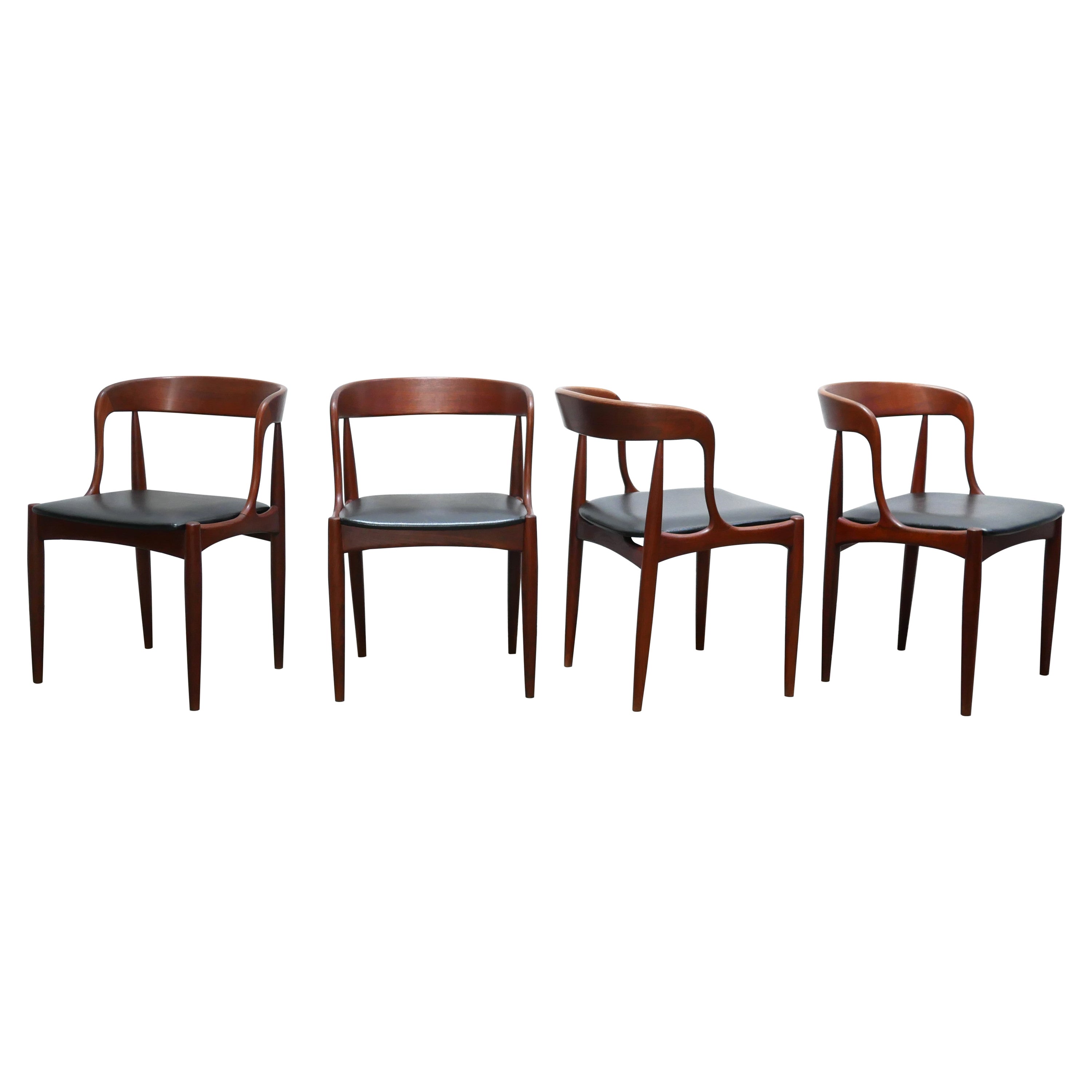Ensemble de 4 chaises scandinaves en teck de J. Andersen pour Uldum Mobelfabrik en vente