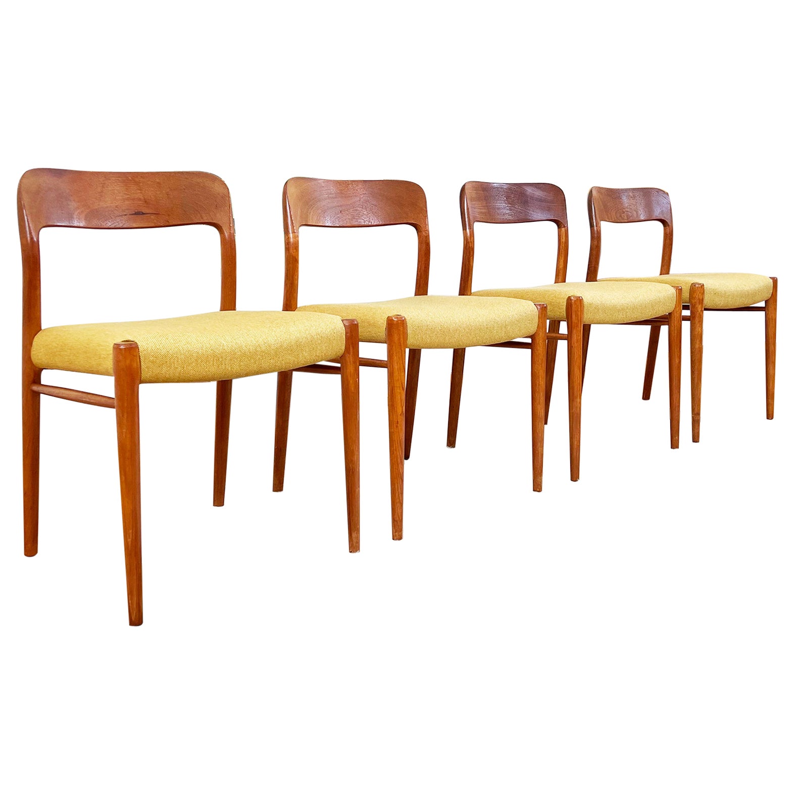 Set of 4 Teak Denmark Mid Century Niels Moller Model 75 Teak Danish Chairs For Sale