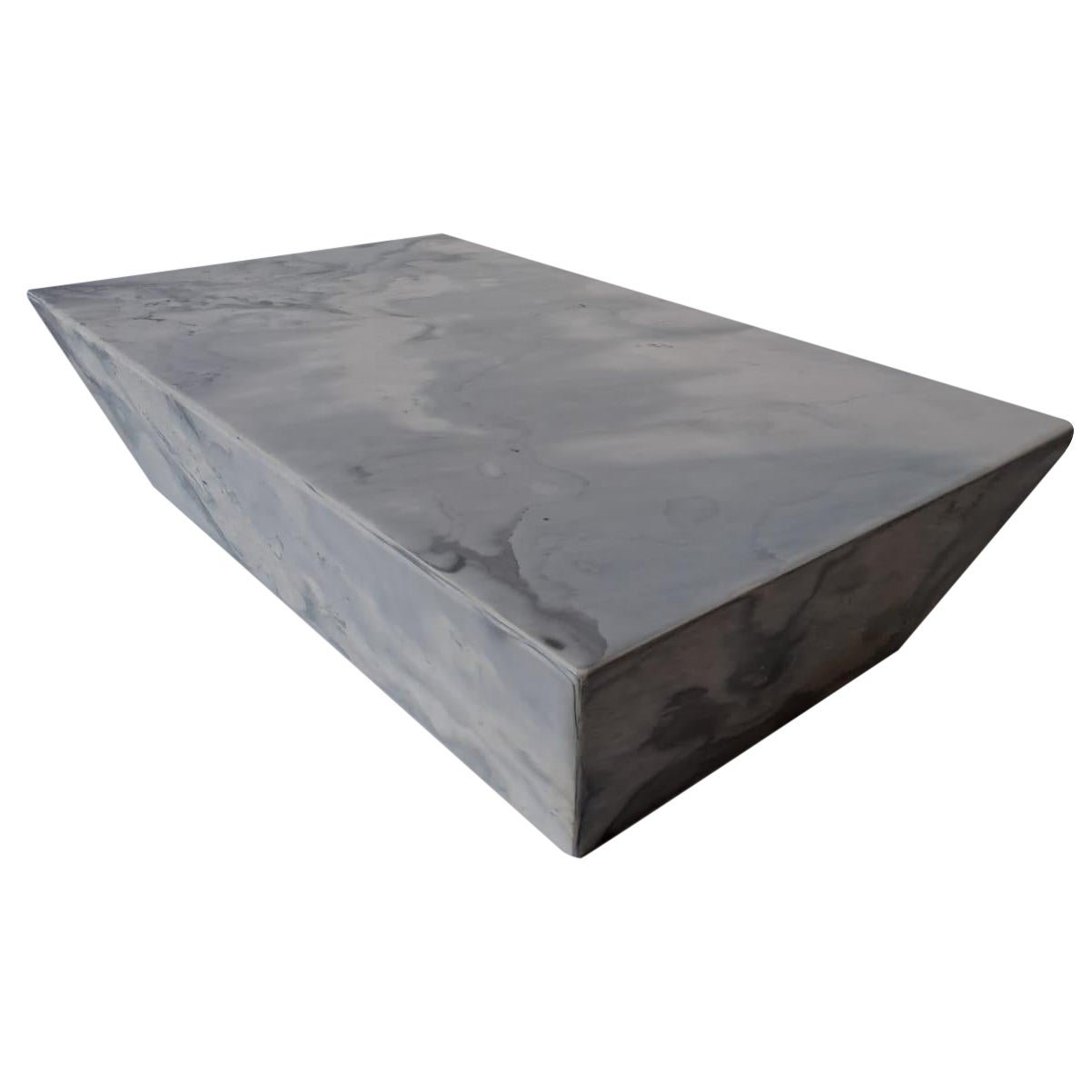Voici notre exquise table centrale en marbre Carrara Fantasy, un ensemble époustouflant qui incarne la beauté intemporelle et l'artisanat impeccable. Fabriqué à partir du plus beau marbre de Carrare, réputé pour son élégance et son prestige, cet
