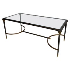Table basse de style néoclassique en bronze et métal avec plateau en verre