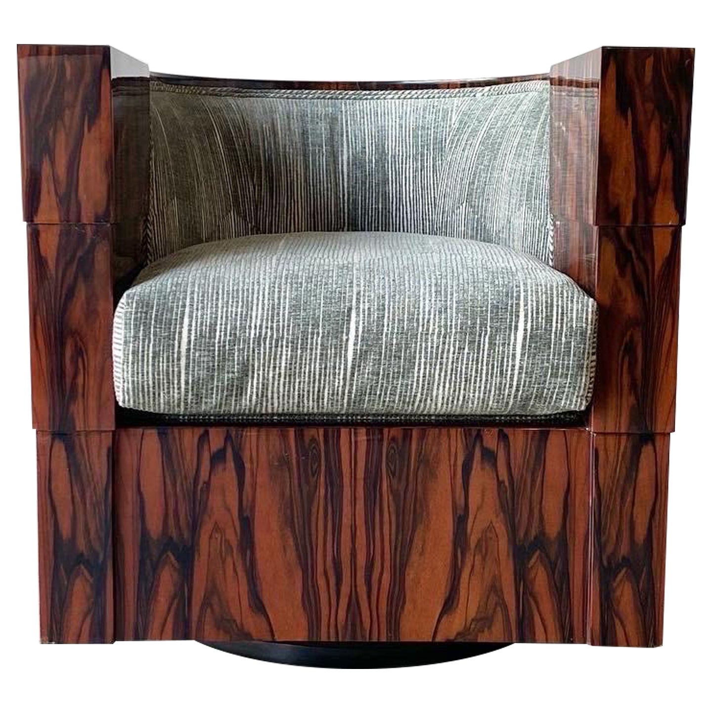 Chaise pivotante Leon Rosen, meuble Pace en vente