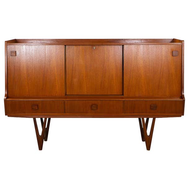 Danish Mid-Century Modern Teak Sideboard with Bar For Sale at 1stDibs