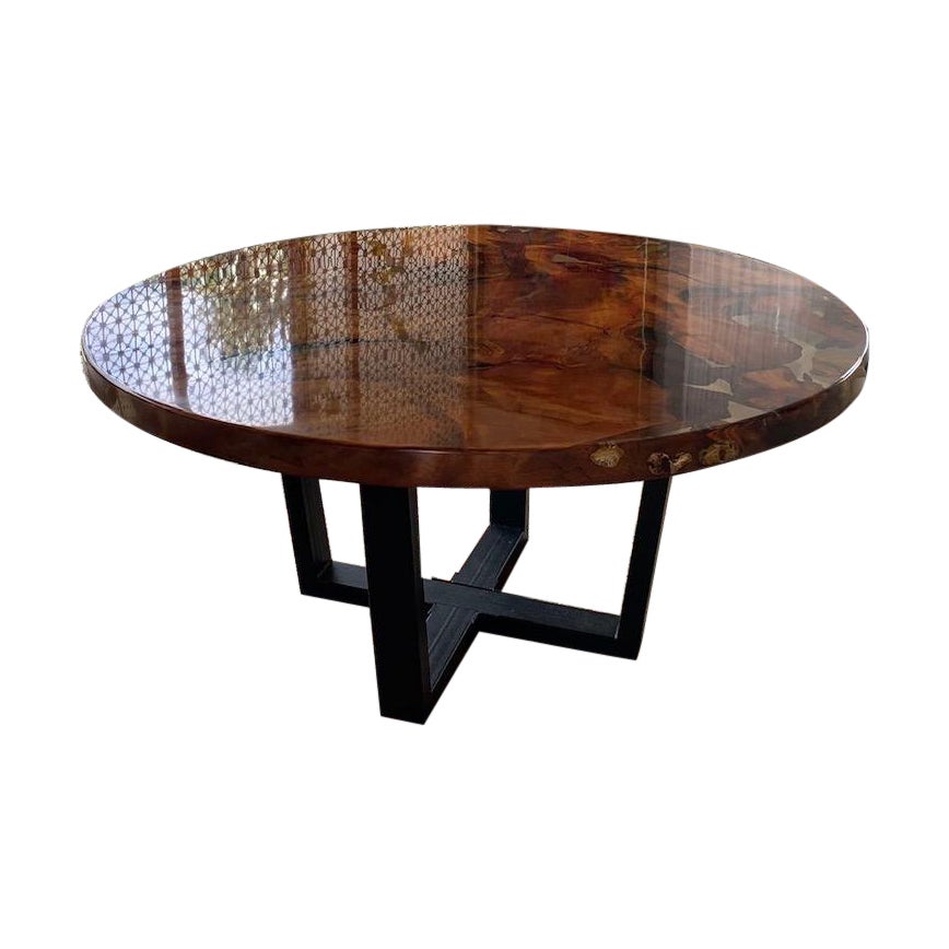 Table de salle à manger ronde Kauri de 1.6 m de diamètre en bois massif de Kauri ancien